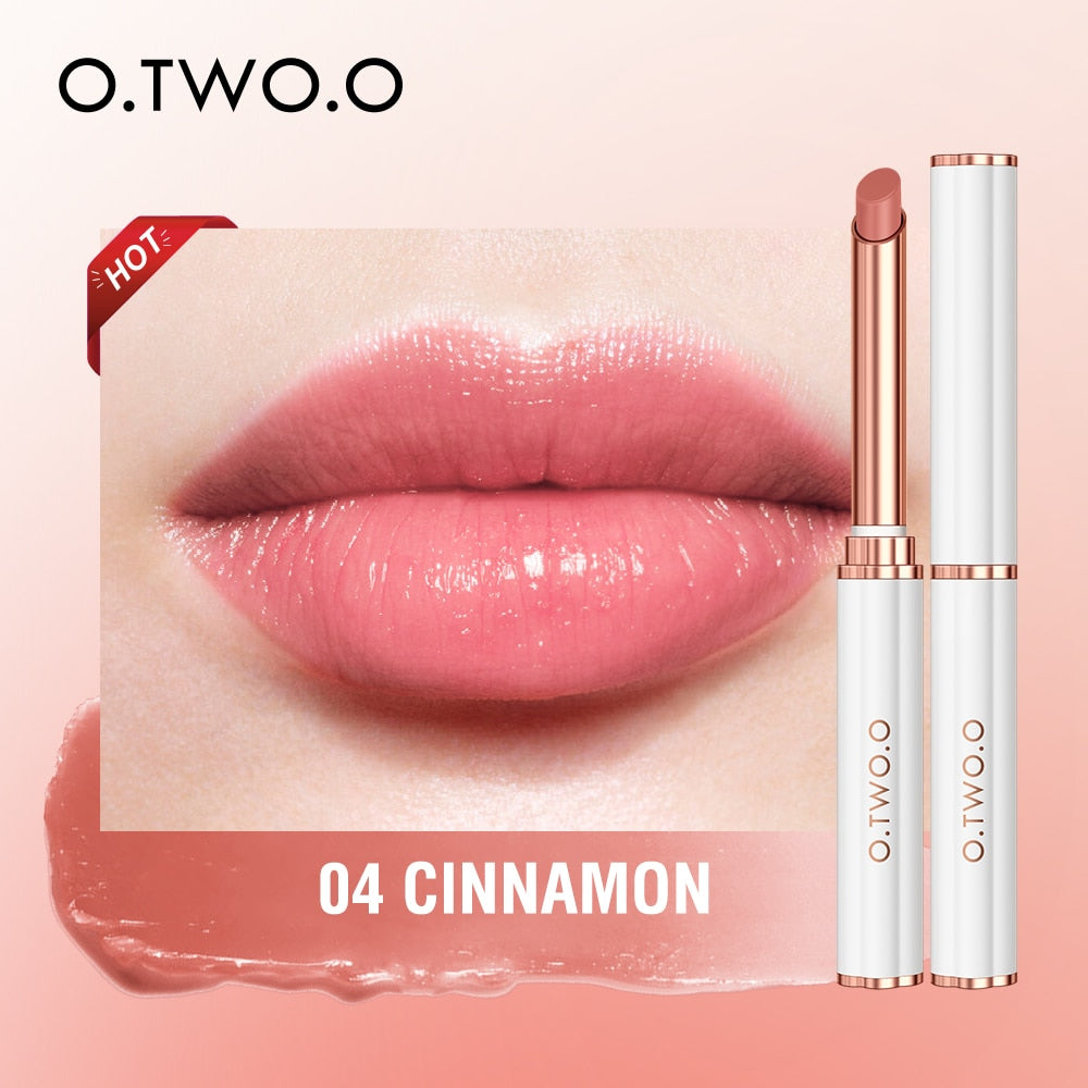 O.TWO.O Moisturizing Organic Colour Changing Lip Balm - 0.9g